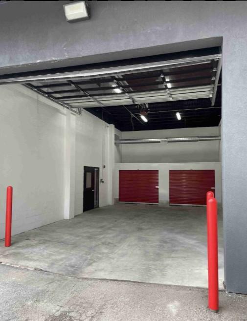 Storage Station at 101 1st Ave S in Nitro, WV